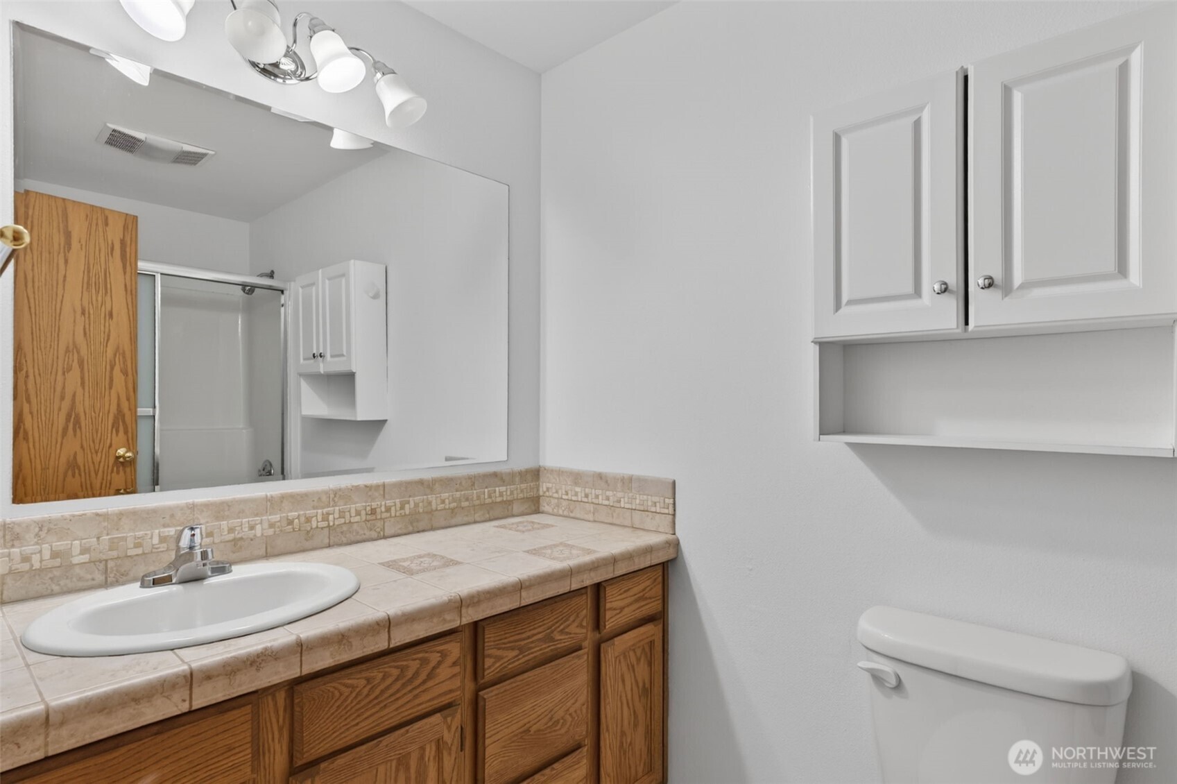 51 E Lambeth Way Property Photo 24