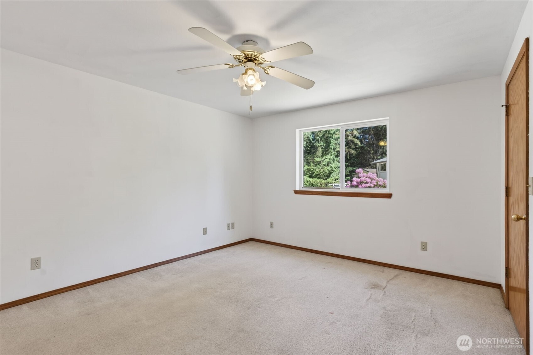51 E Lambeth Way Property Photo 25