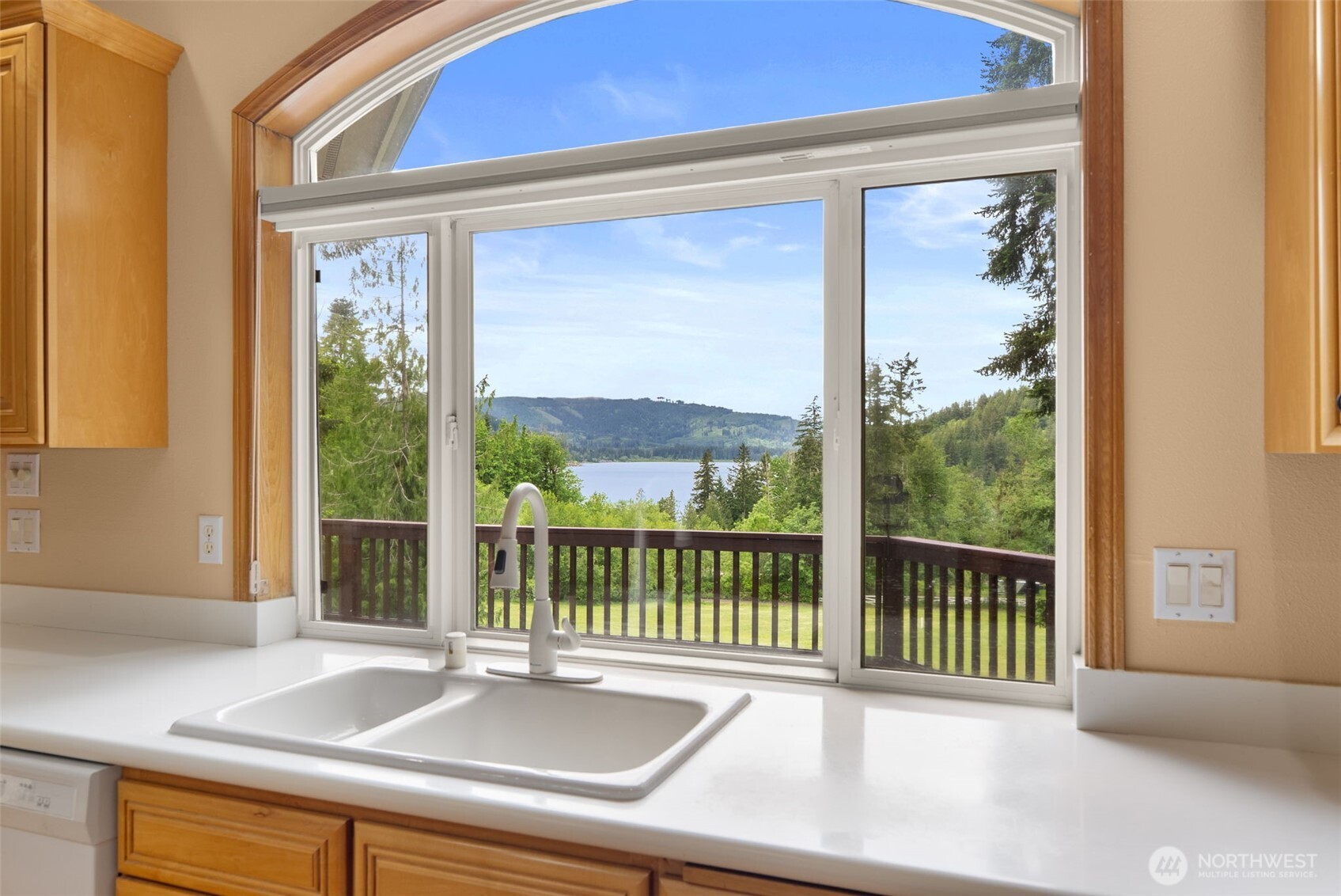 1410 Summit Lake Shore Road Property Photo 12