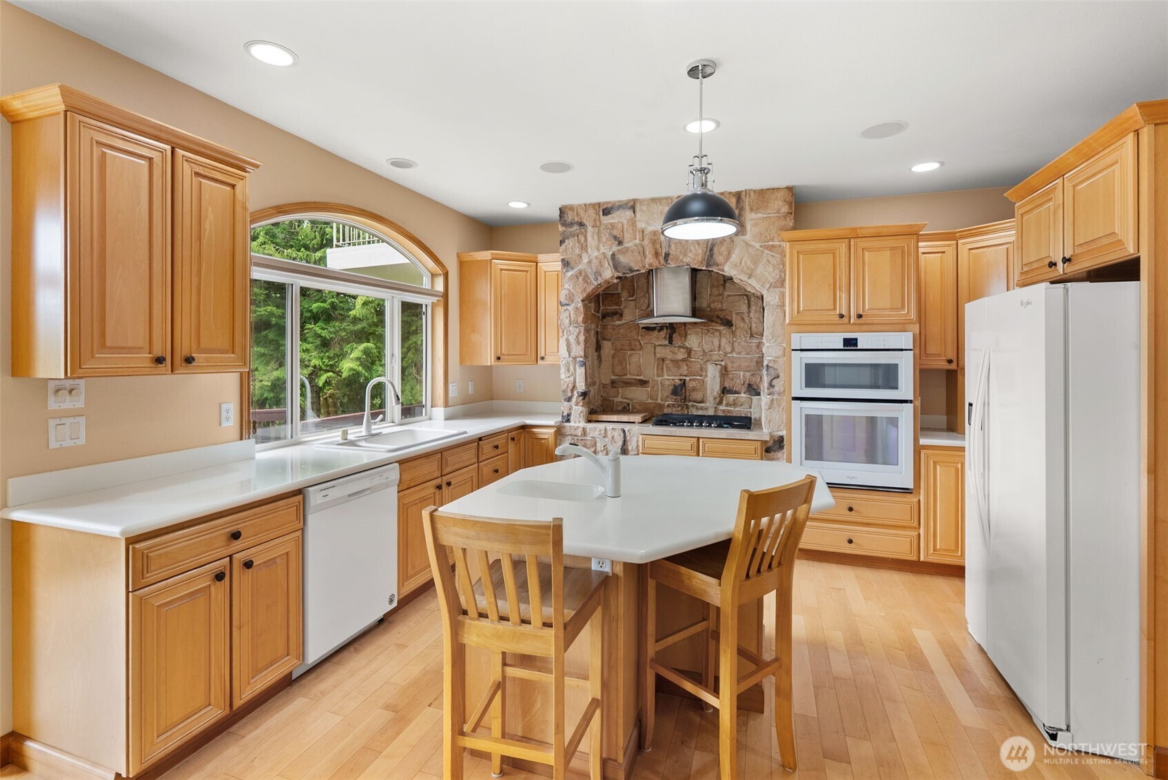 1410 Summit Lake Shore Road Property Photo 14