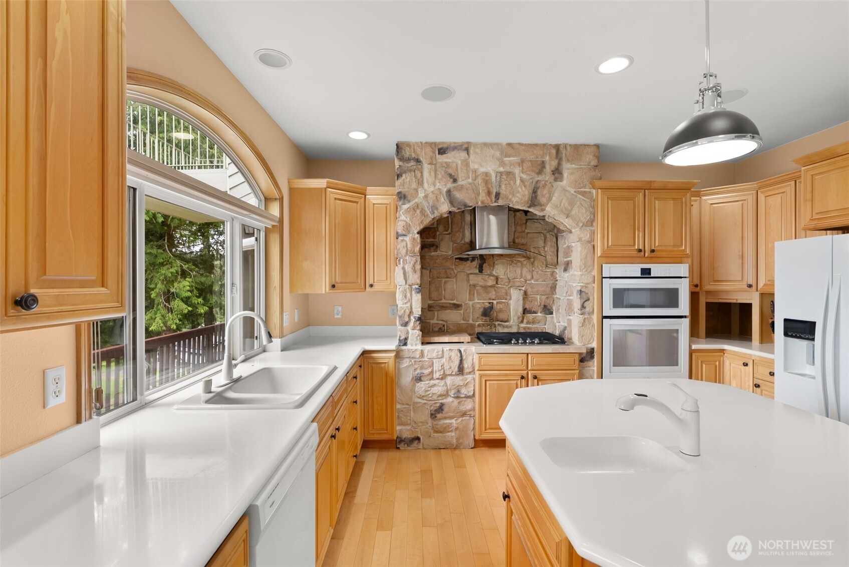 1410 Summit Lake Shore Road Property Photo 16