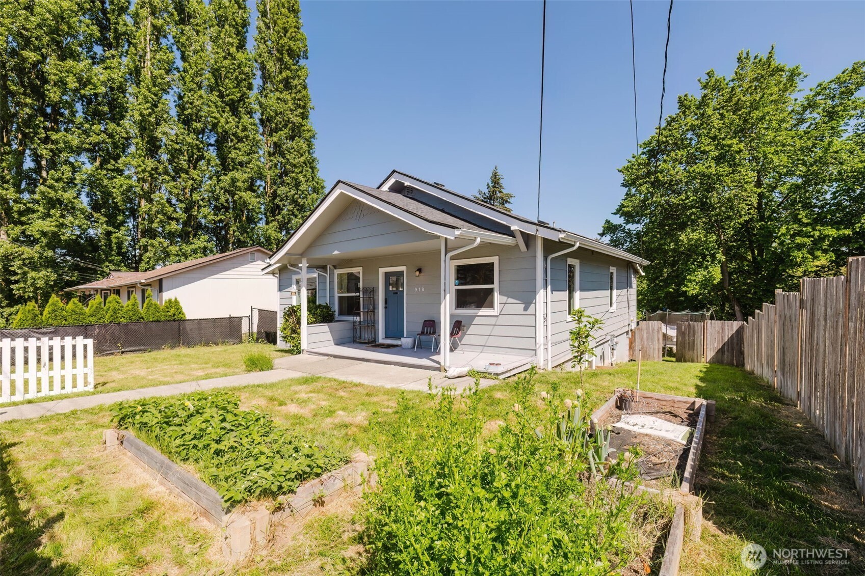 918 Ellinor Avenue Property Photo 2