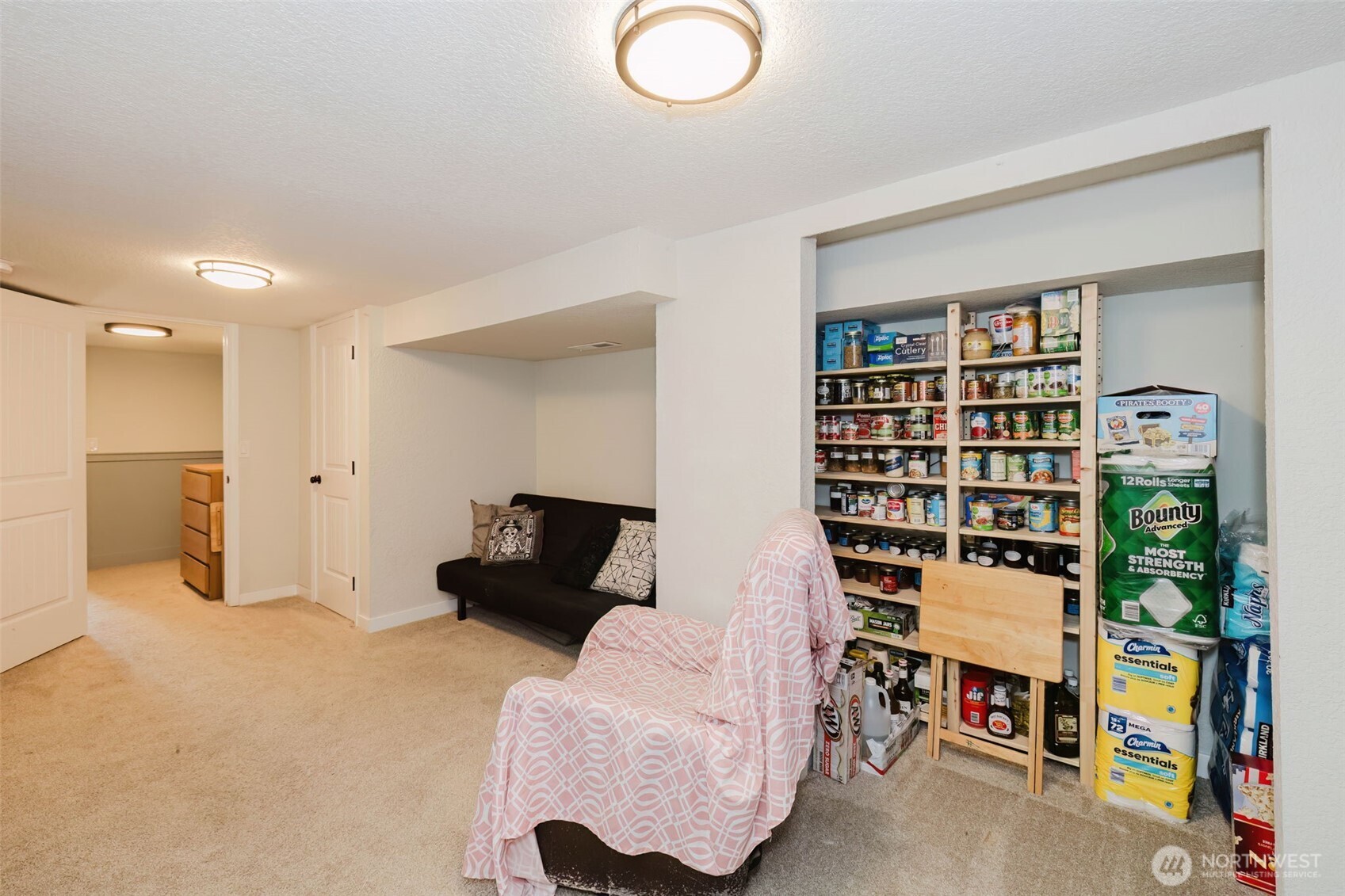 918 Ellinor Avenue Property Photo 22