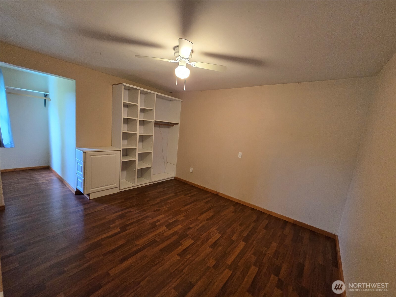 29 Sickman Ford Road Property Photo 12