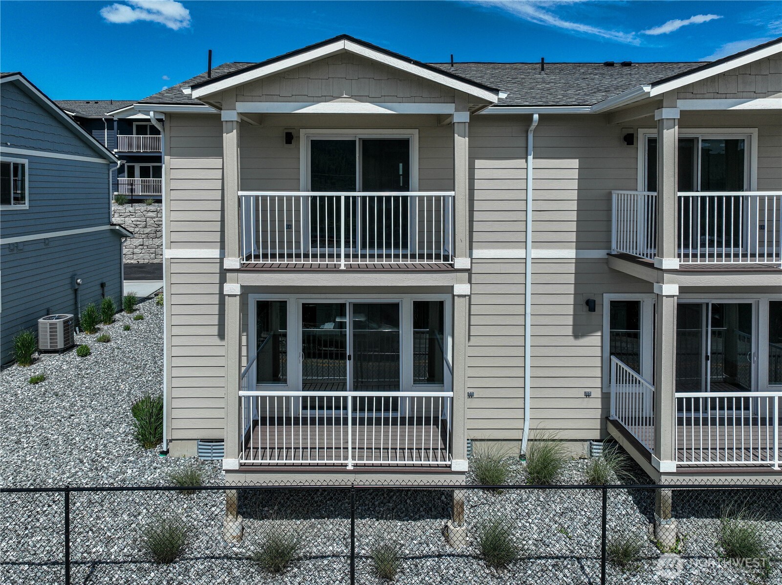 51 Phoebe Lane G13 Property Photo 3