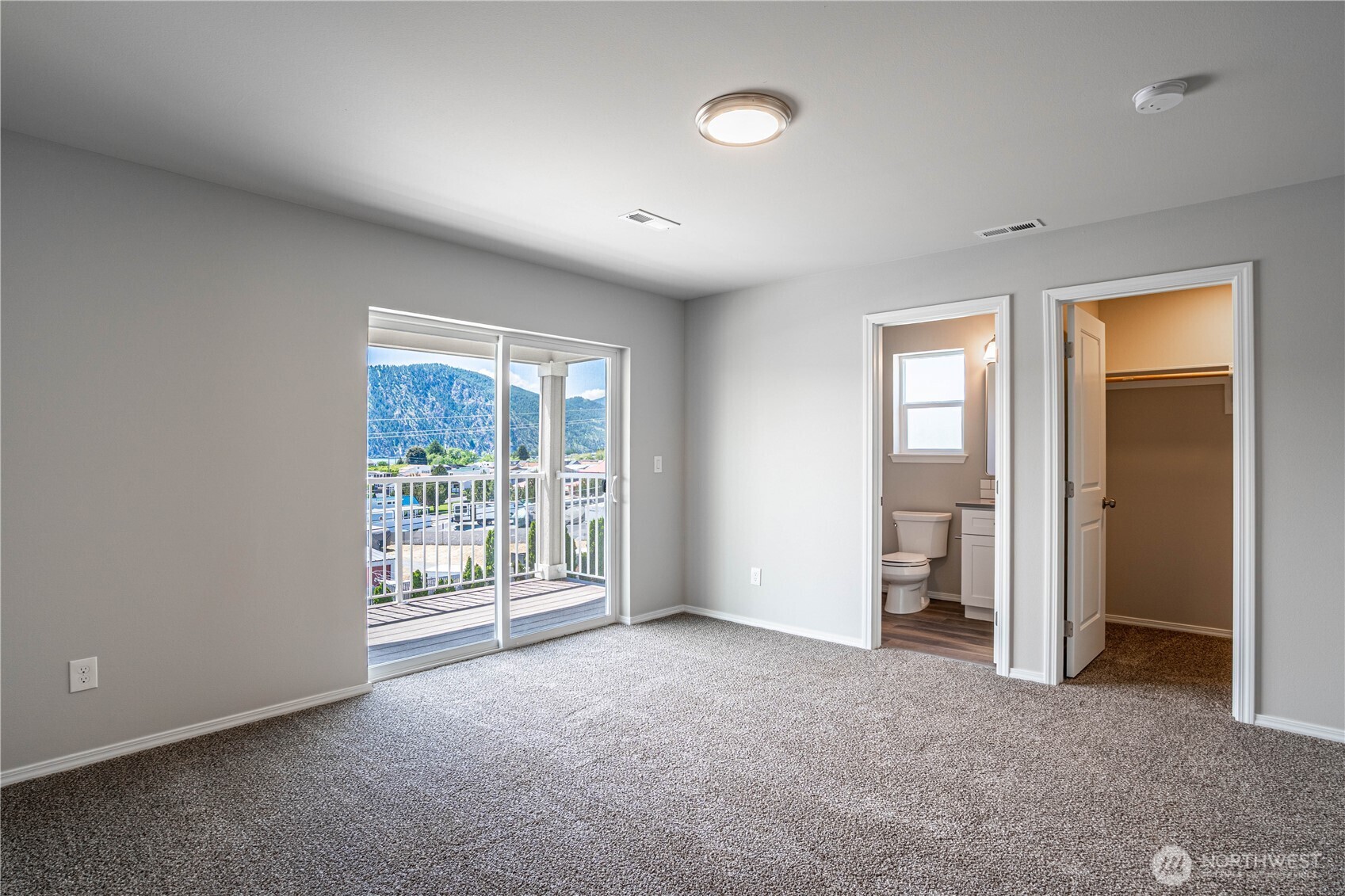 51 Phoebe Lane G13 Property Photo 10