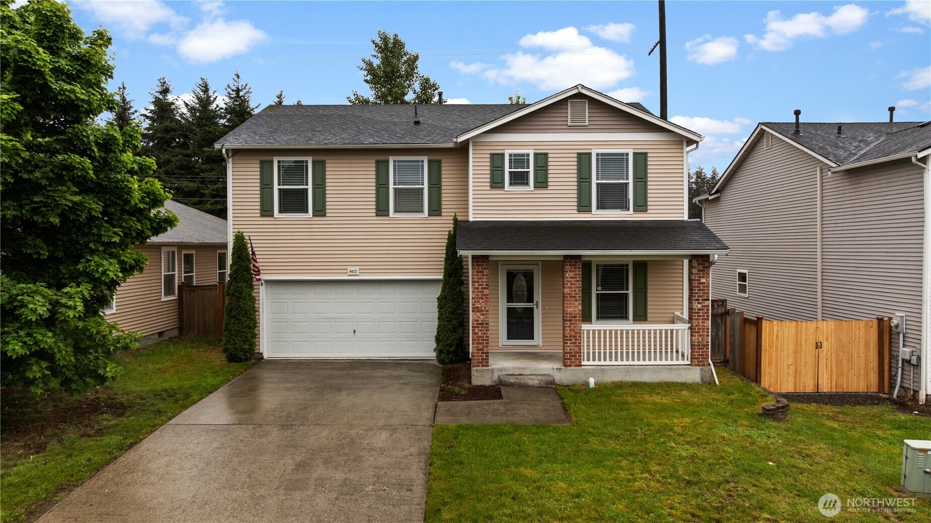 8422 175th Street Ct Property Photo 1