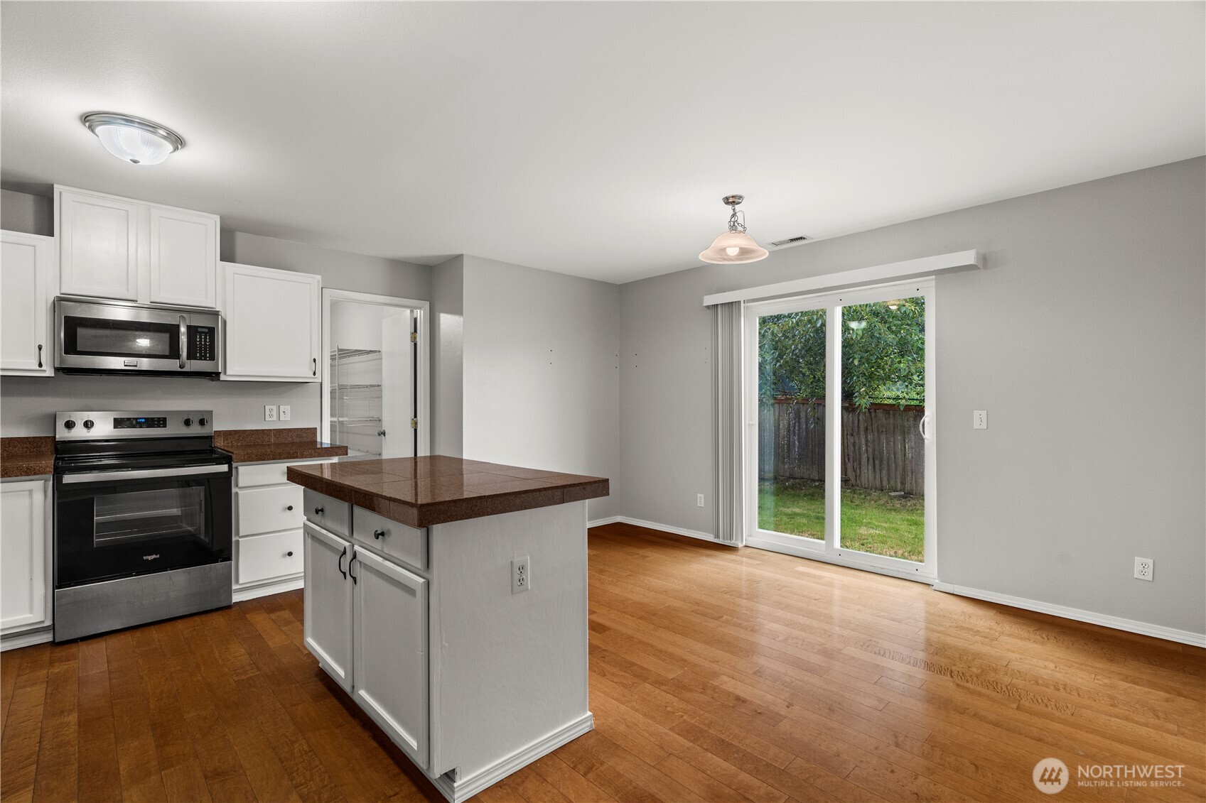 8422 175th Street Ct Property Photo 12