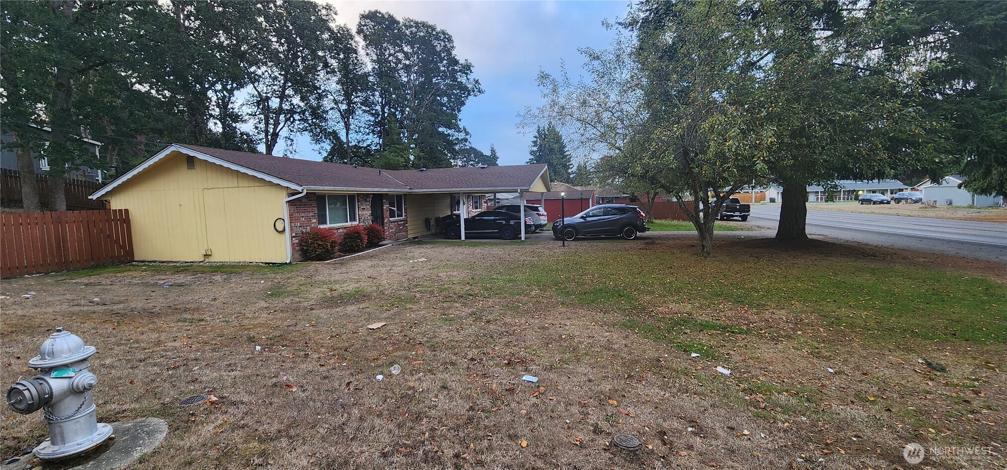 11901 Ainsworth Avenue Property Photo 4