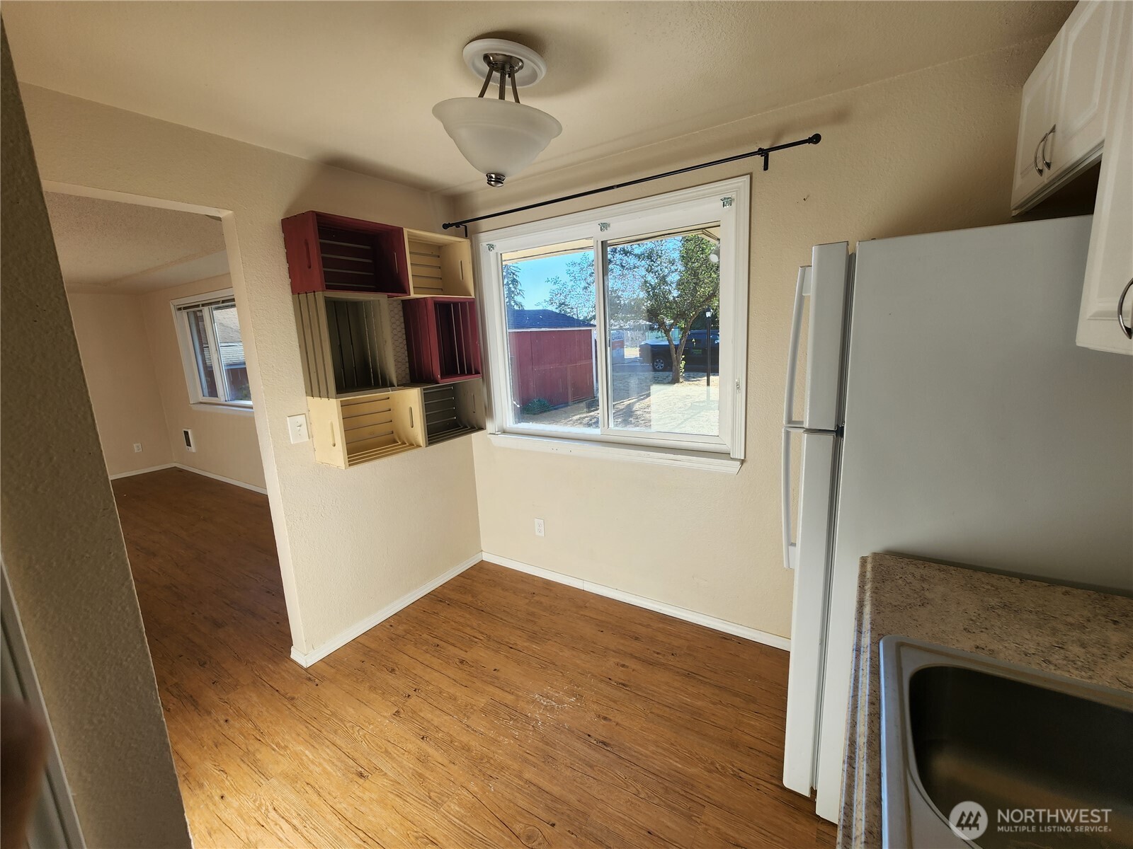 11901 Ainsworth Avenue Property Photo 16