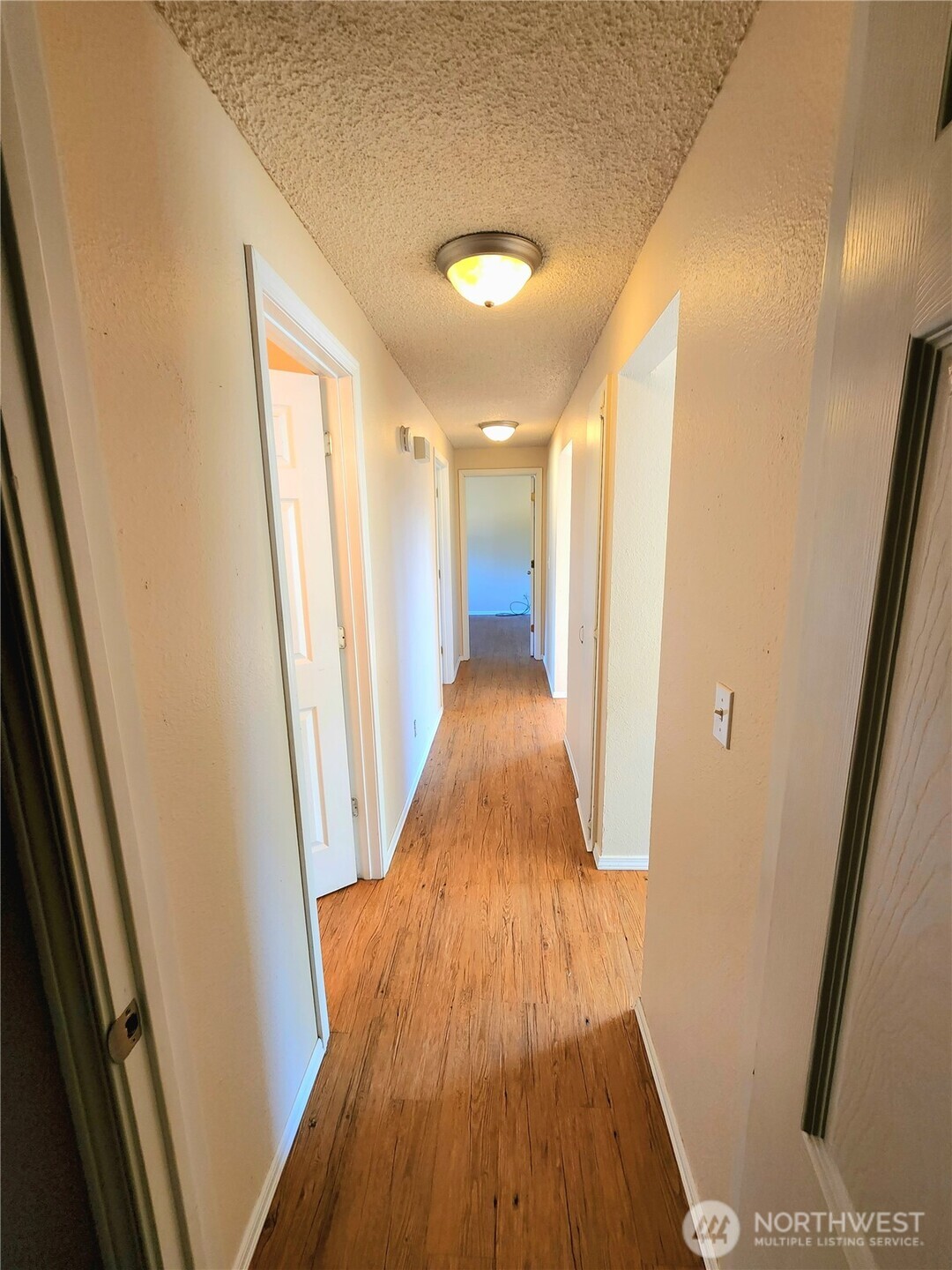 11901 Ainsworth Avenue Property Photo 19