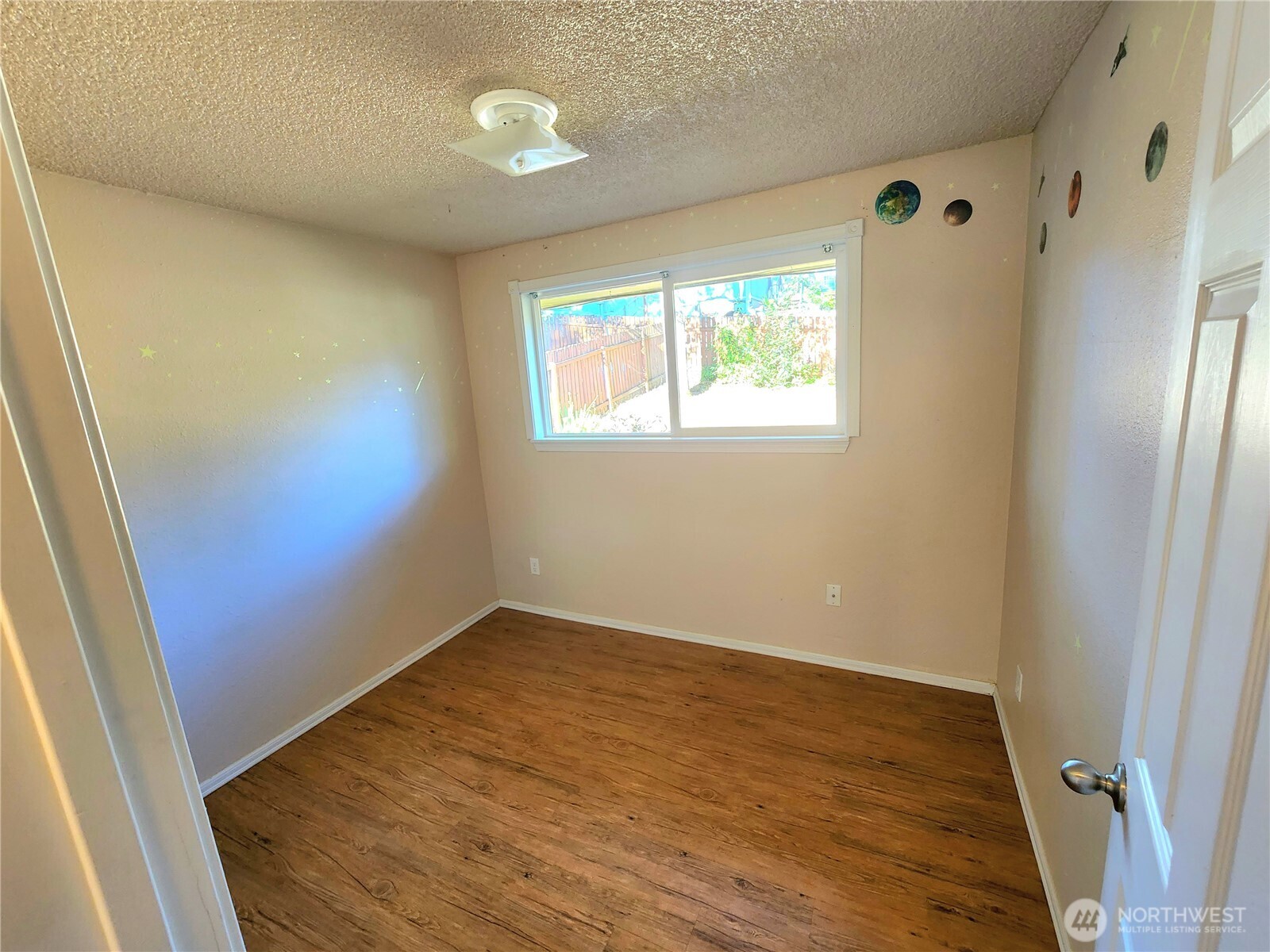 11901 Ainsworth Avenue Property Photo 20