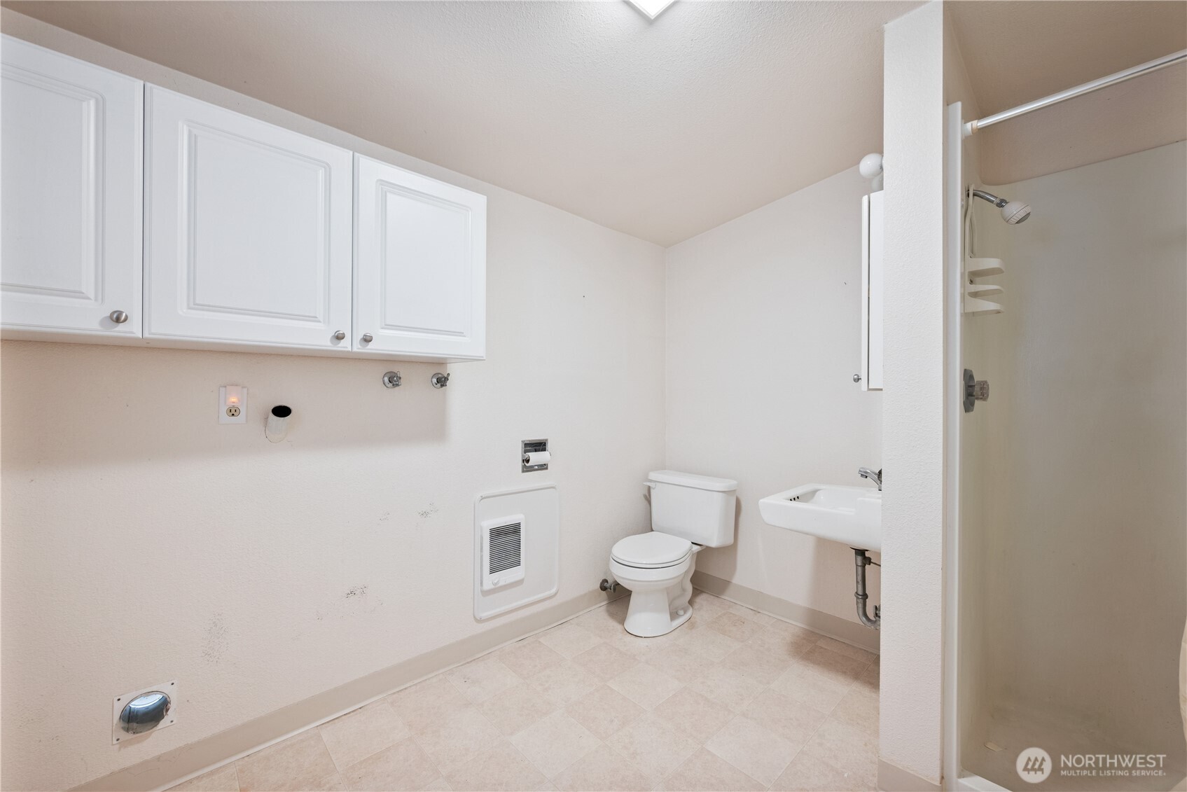 933 S Nevada Drive Property Photo 15