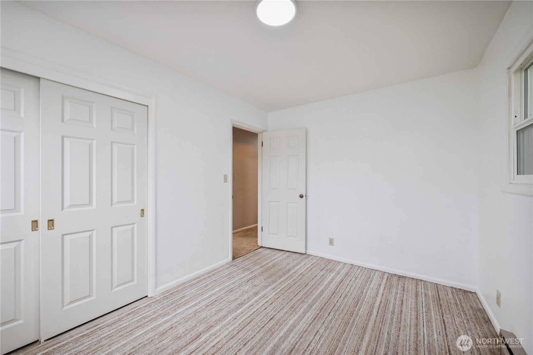 933 S Nevada Drive Property Photo 20