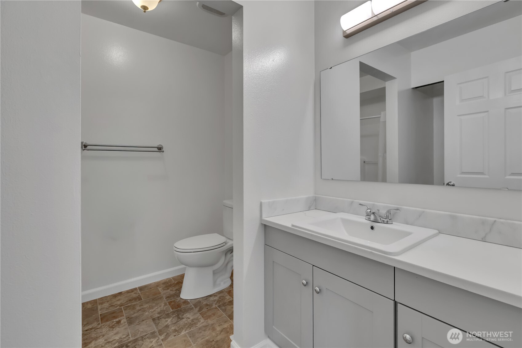 439 Hawthorne Avenue Property Photo 13