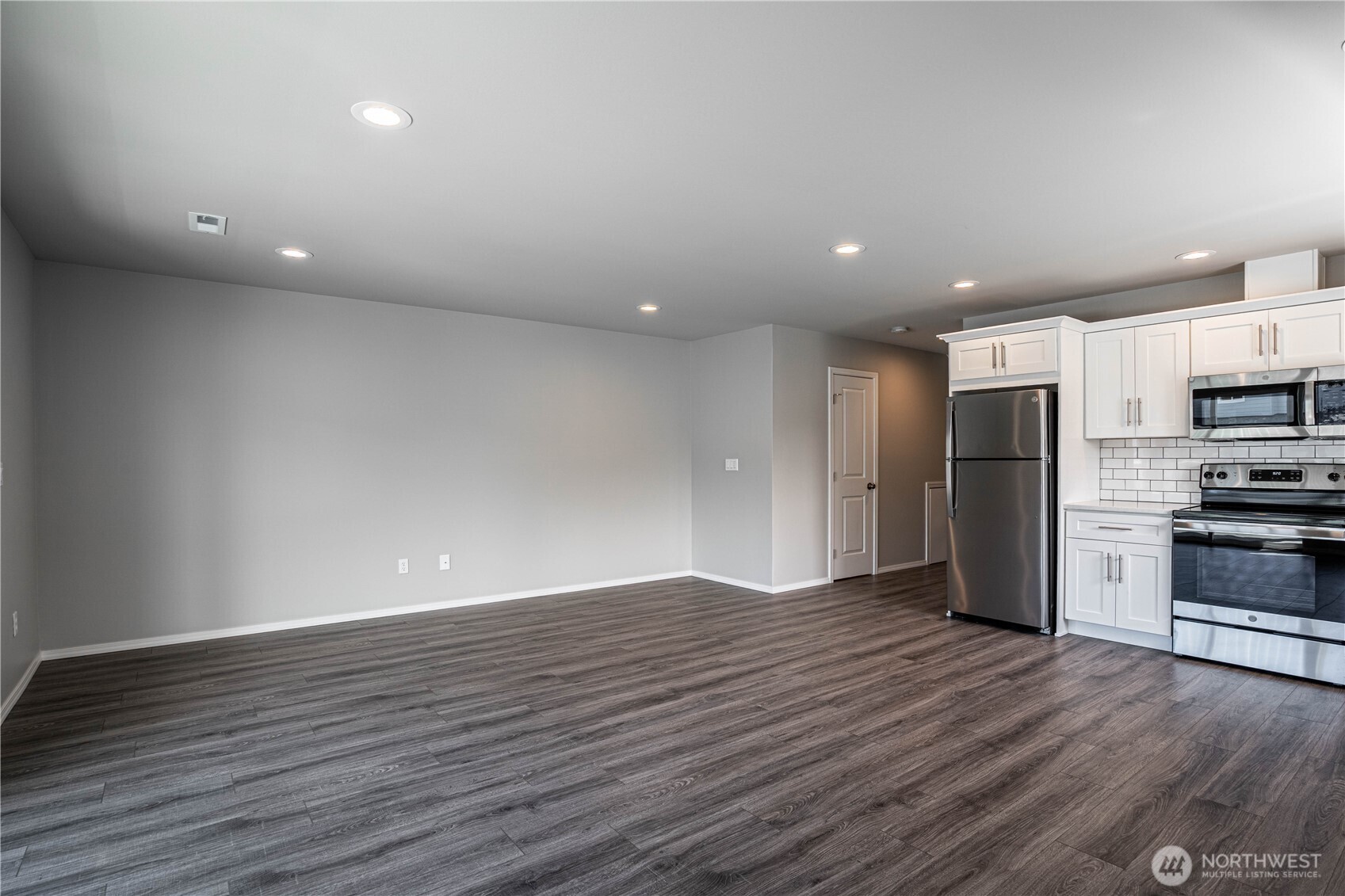 51 Phoebe Lane B4 Property Photo 6