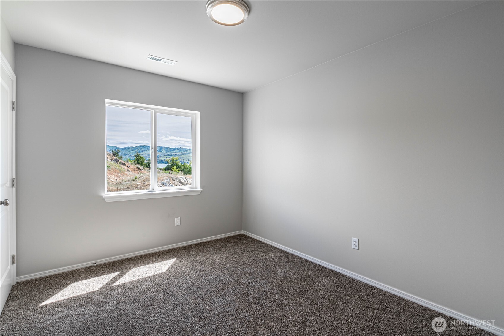 51 Phoebe Lane B4 Property Photo 9