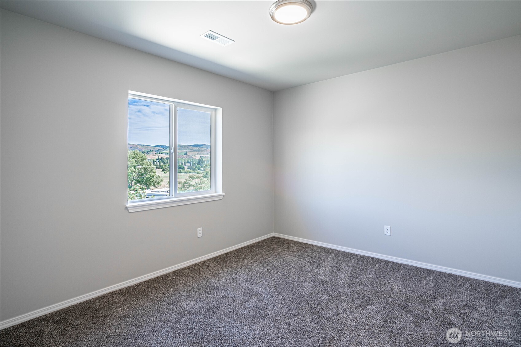 51 Phoebe Lane B4 Property Photo 11