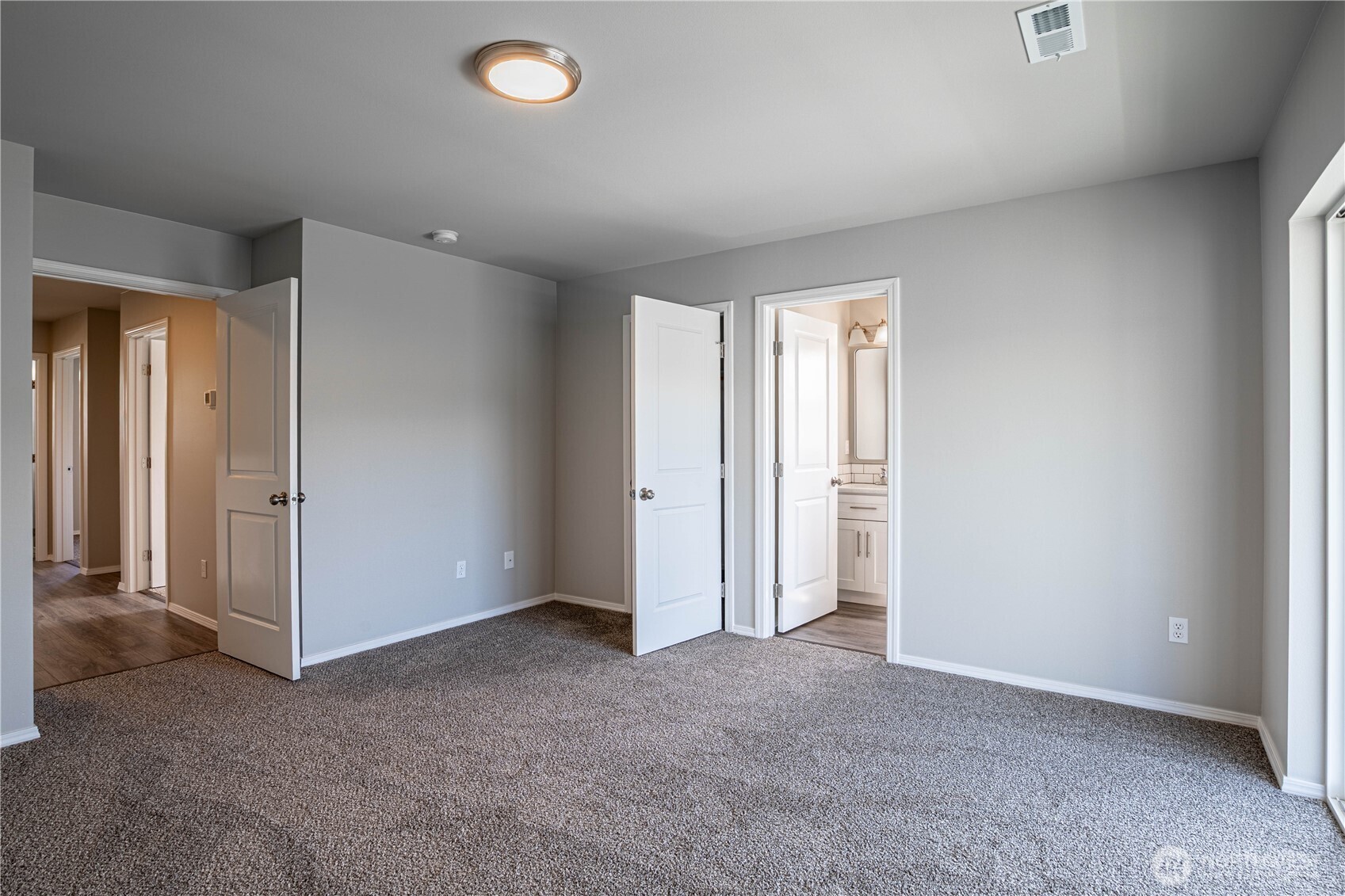 51 Phoebe Lane B4 Property Photo 14
