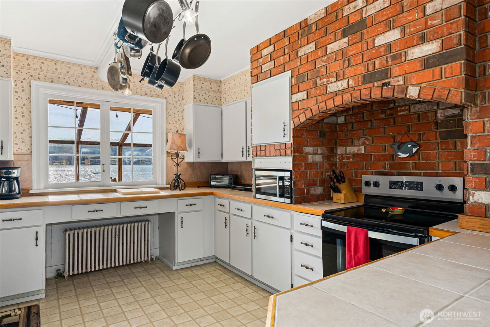 4617 Erlands Point Road Property Photo 13