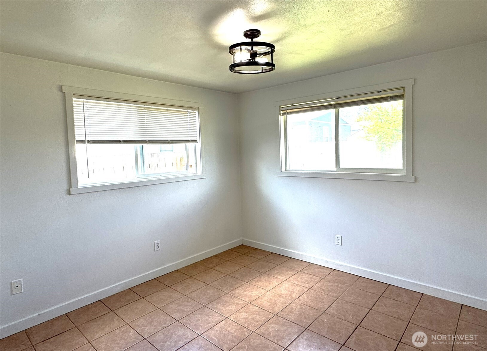 913 G Street Property Photo 5