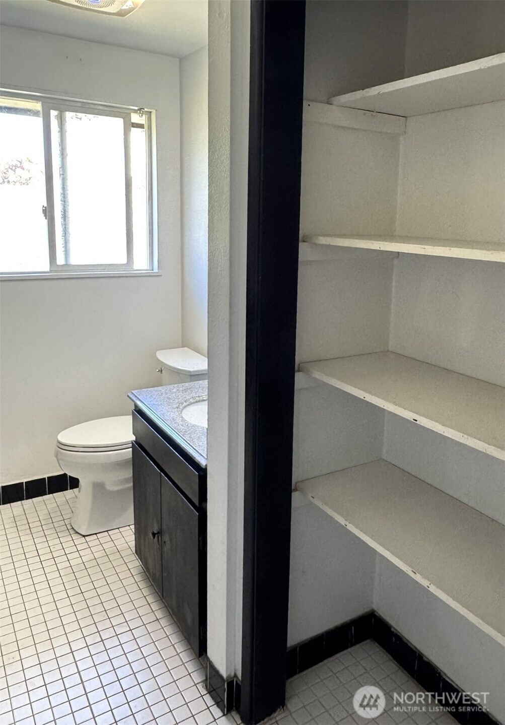 913 G Street Property Photo 7