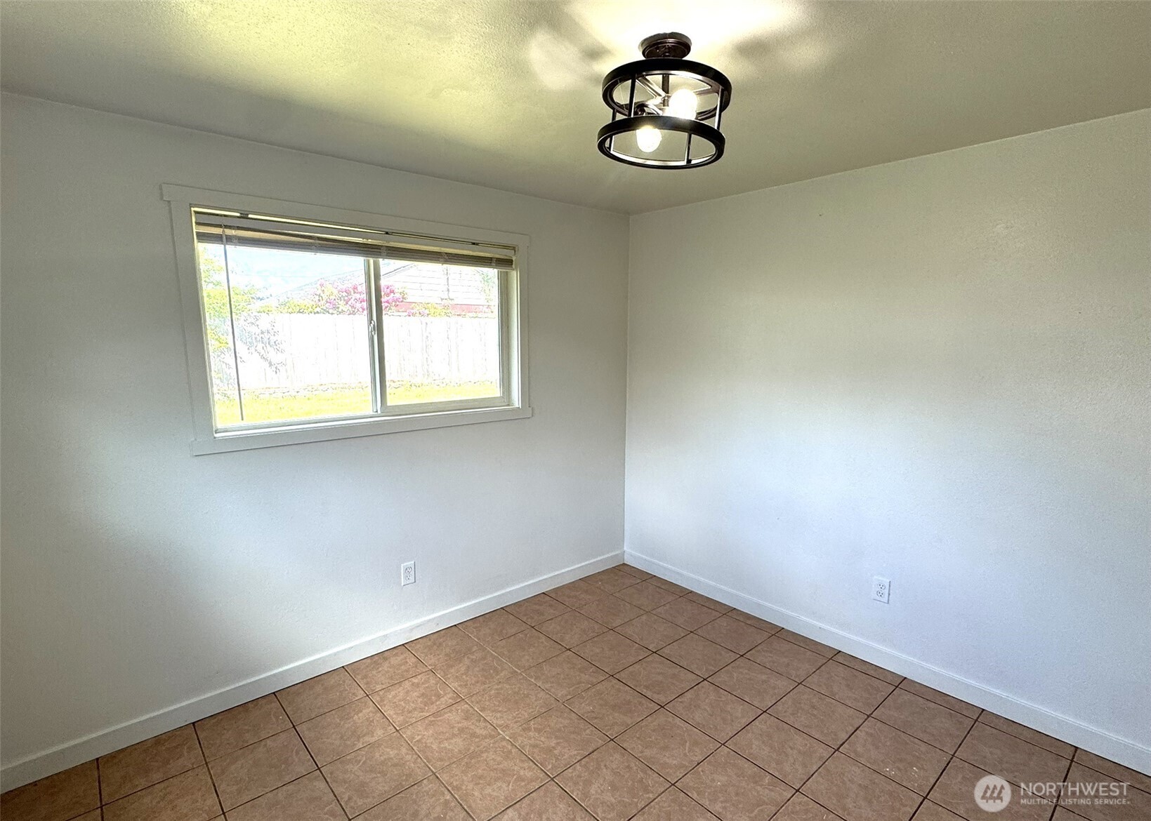 913 G Street Property Photo 10
