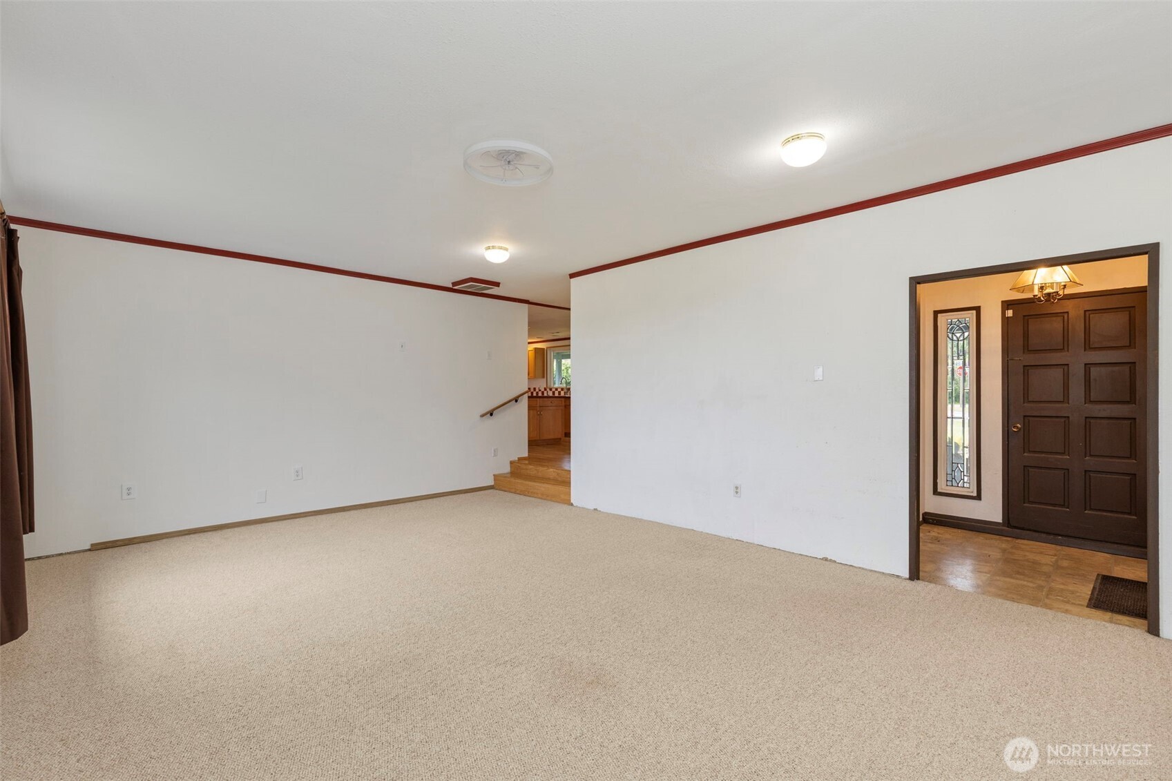 2633 Ivy Street Property Photo 6