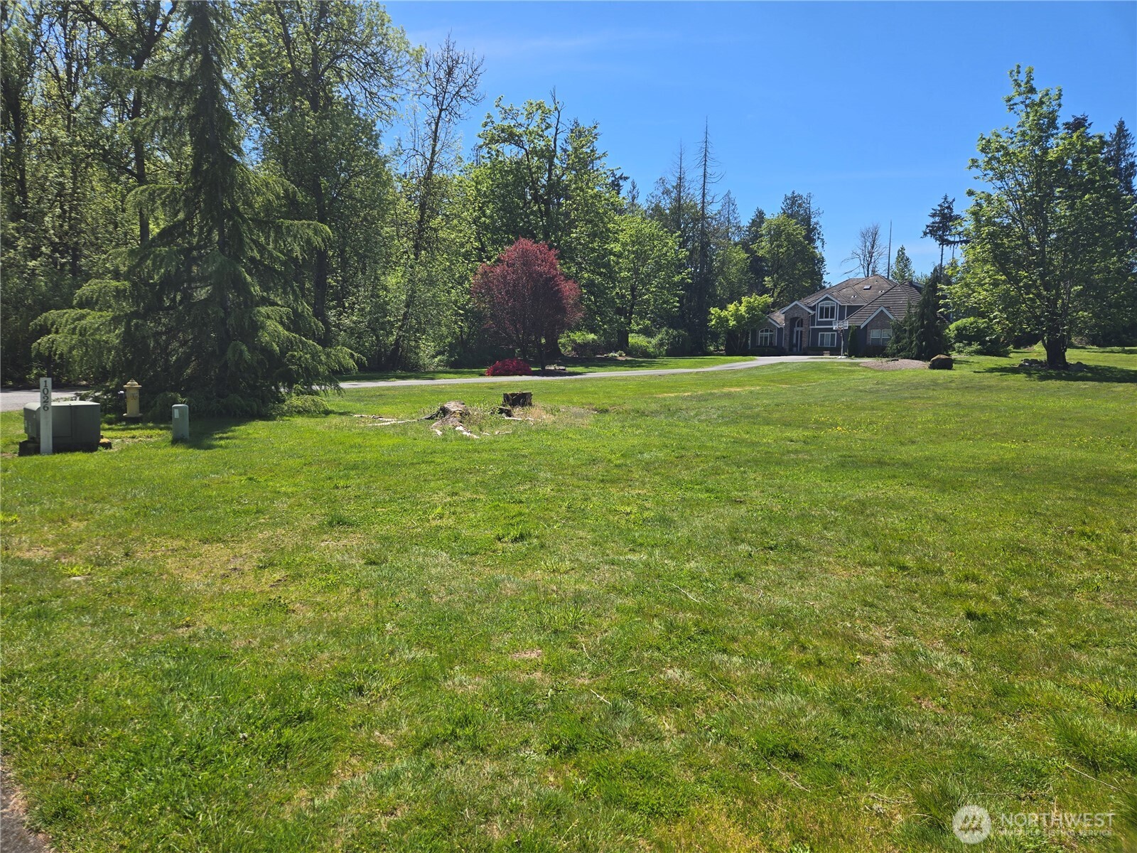 1020 120th Avenue Property Photo 3