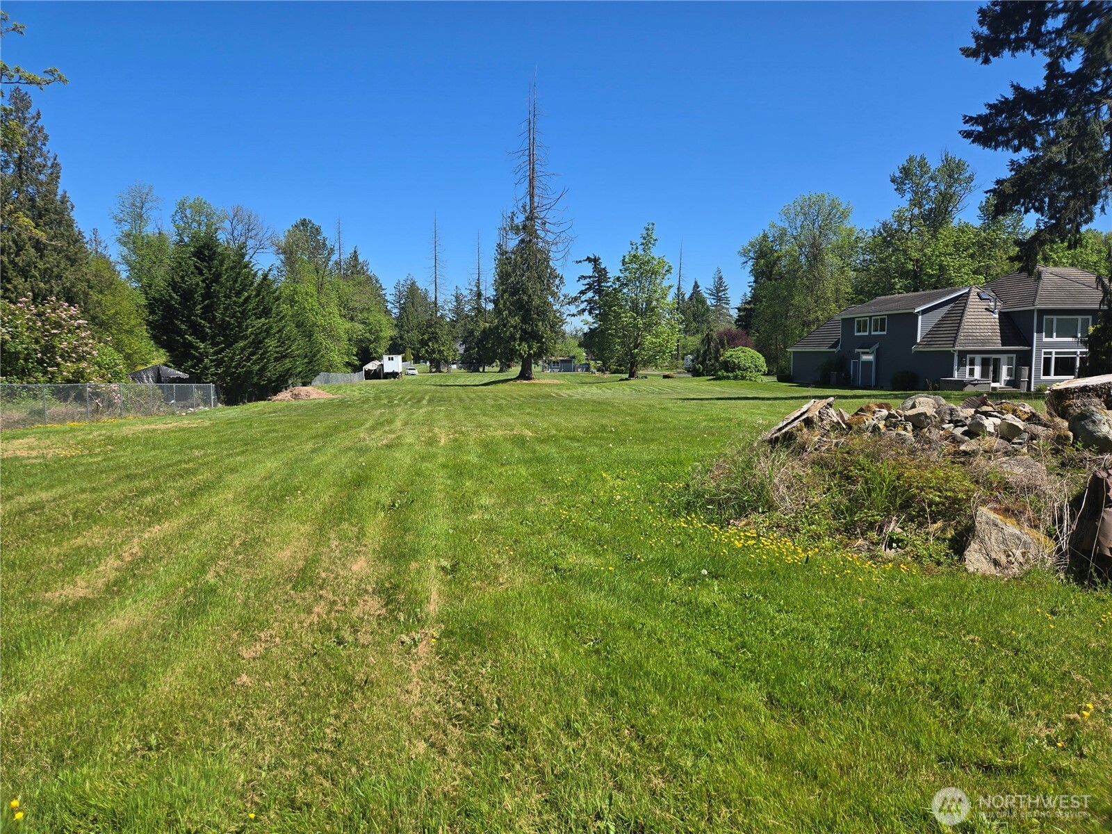 1020 120th Avenue Property Photo 7