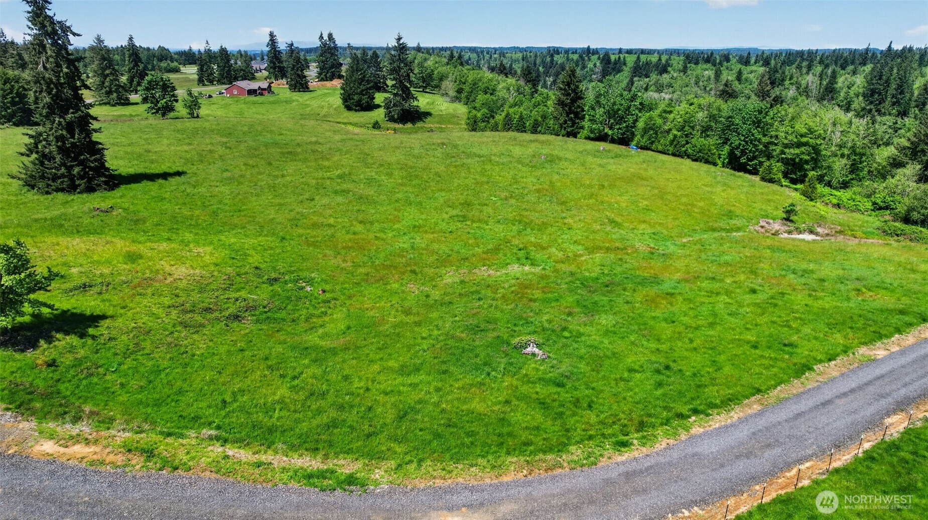 108 Birchfield Cmns Property Photo 6