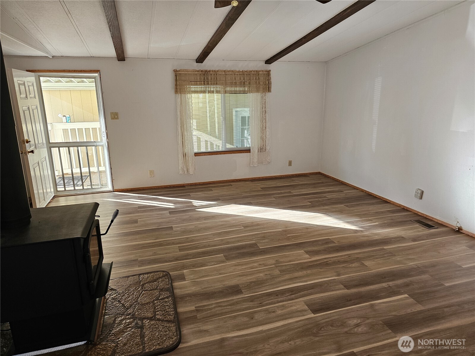 20727 8th Avenue Ct 1 Property Photo 4
