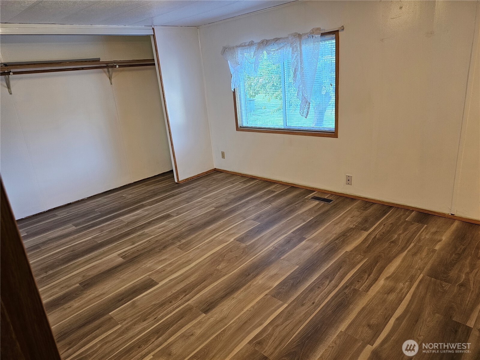 20727 8th Avenue Ct 1 Property Photo 16