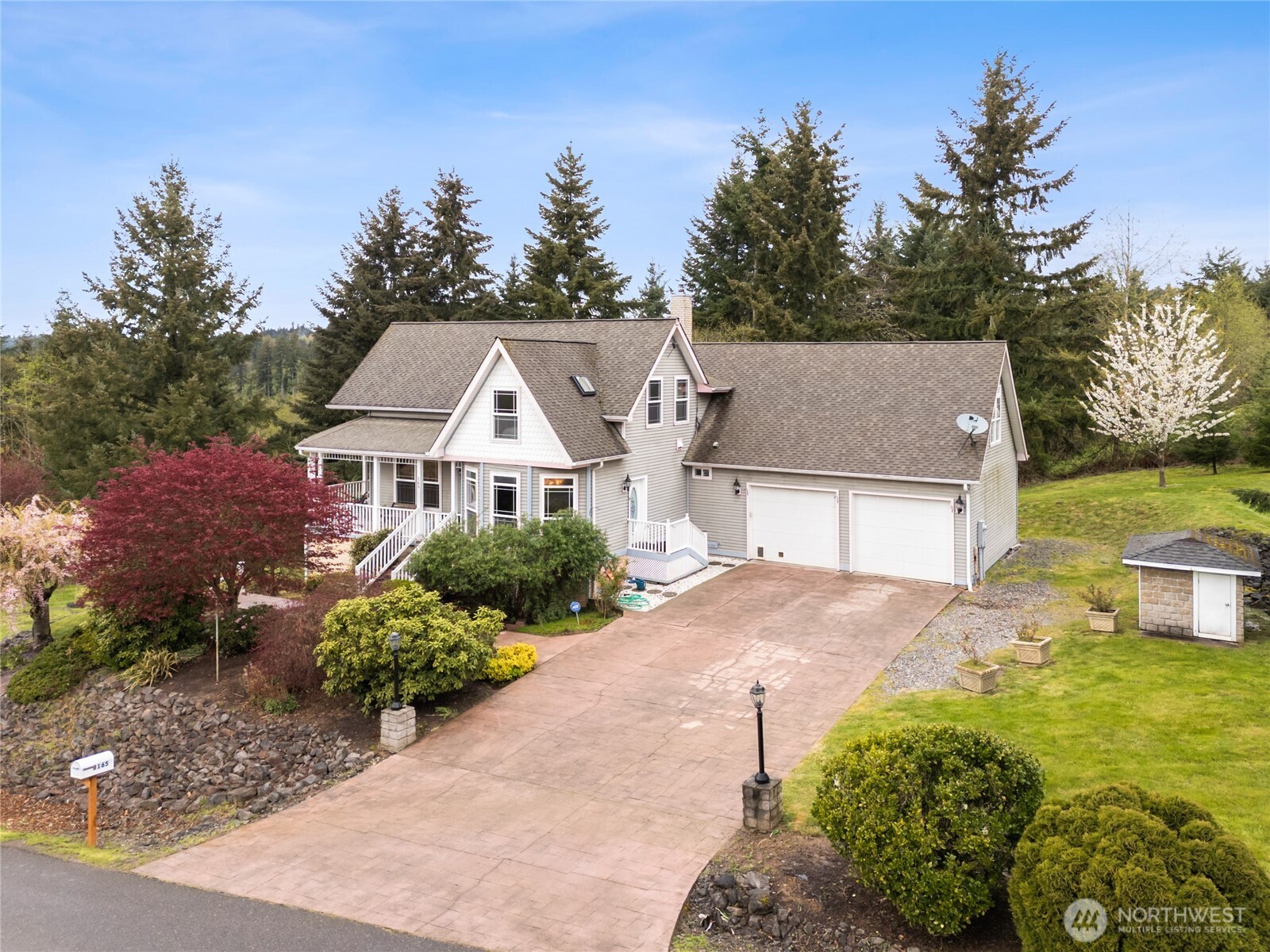 165 Tri Mountain Lane Property Photo 1