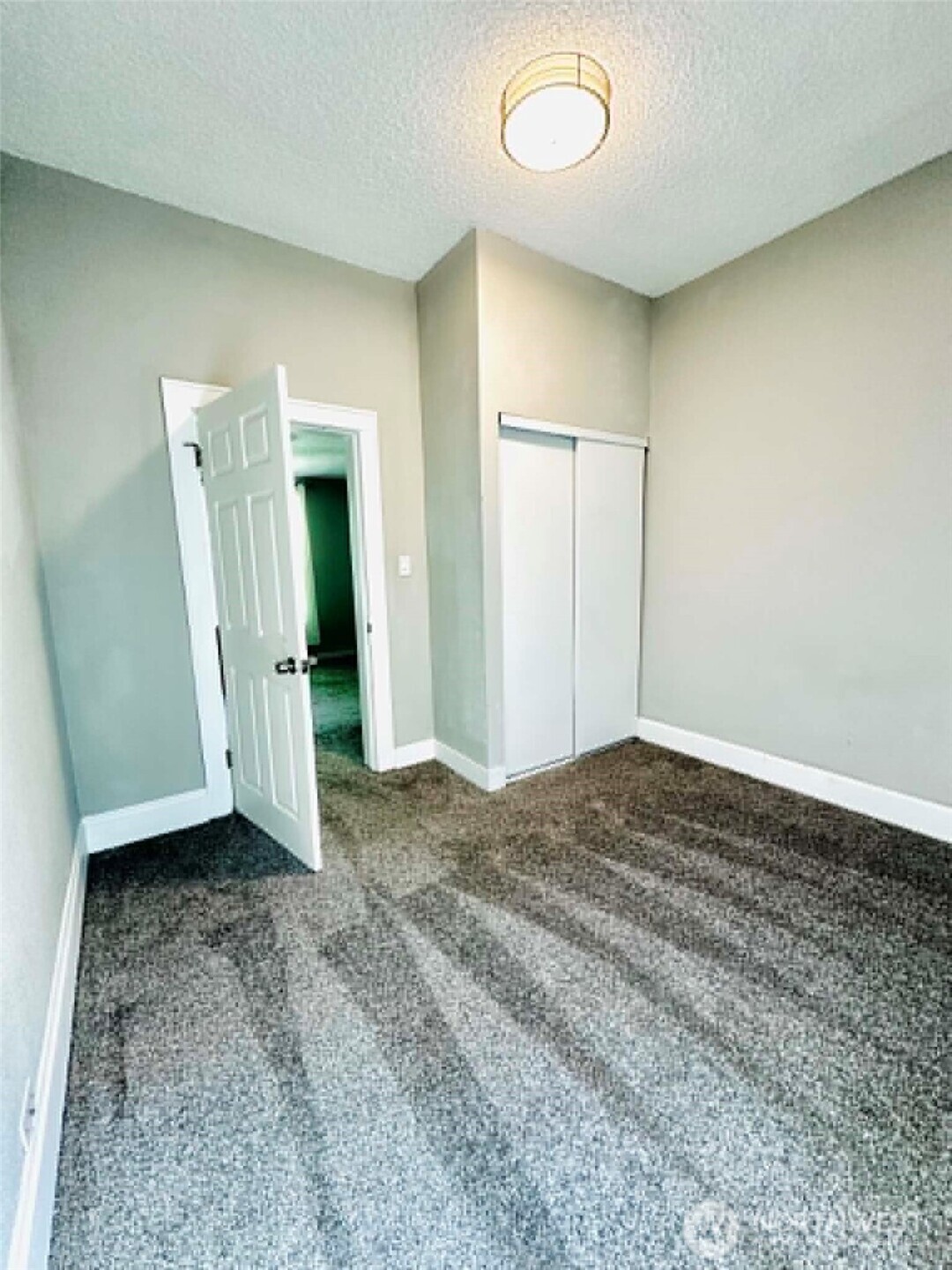 4829 S L Street Property Photo 17