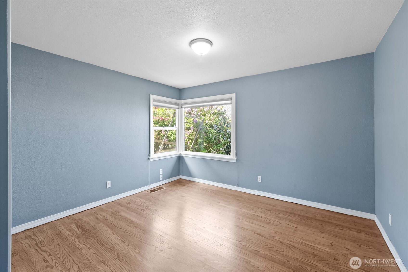 126 W 14th Street Property Photo 13