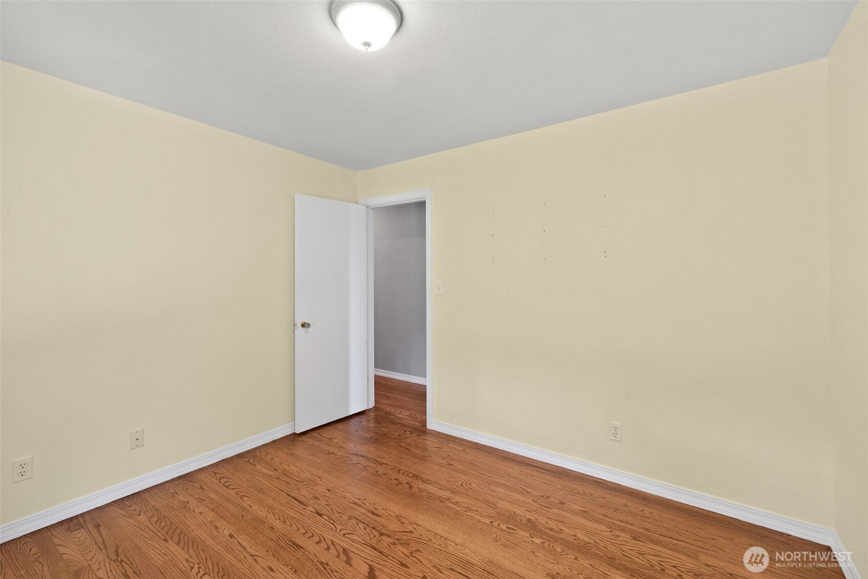 126 W 14th Street Property Photo 20