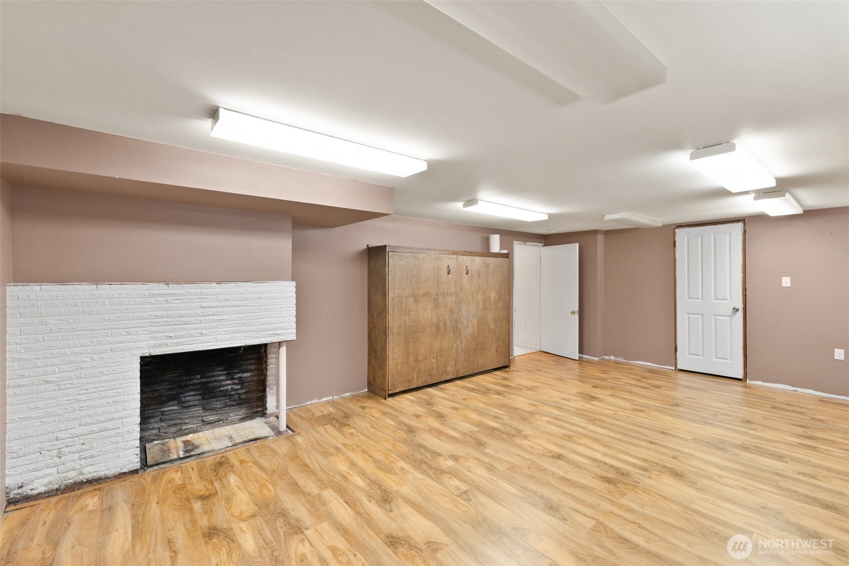 126 W 14th Street Property Photo 24