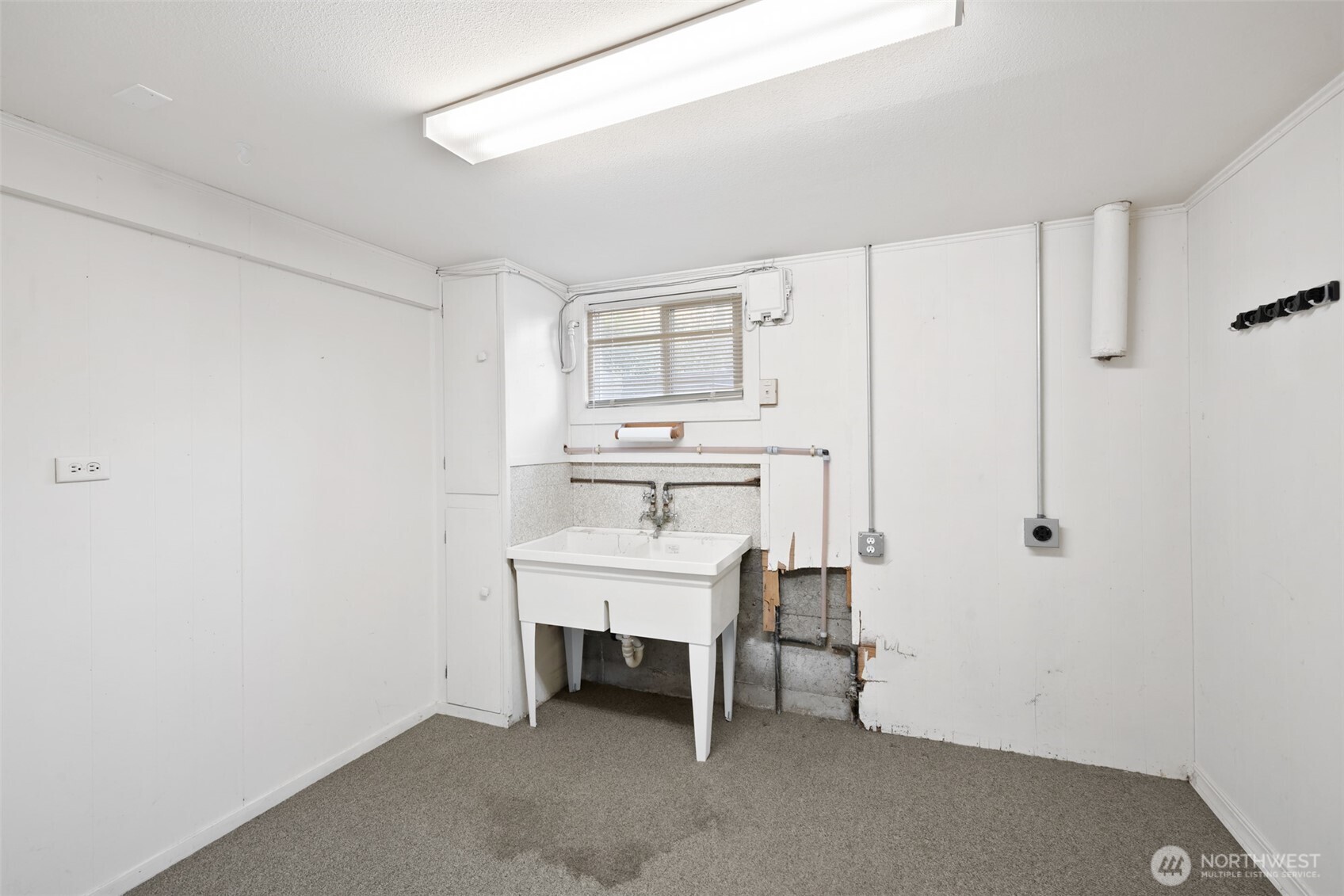 126 W 14th Street Property Photo 29