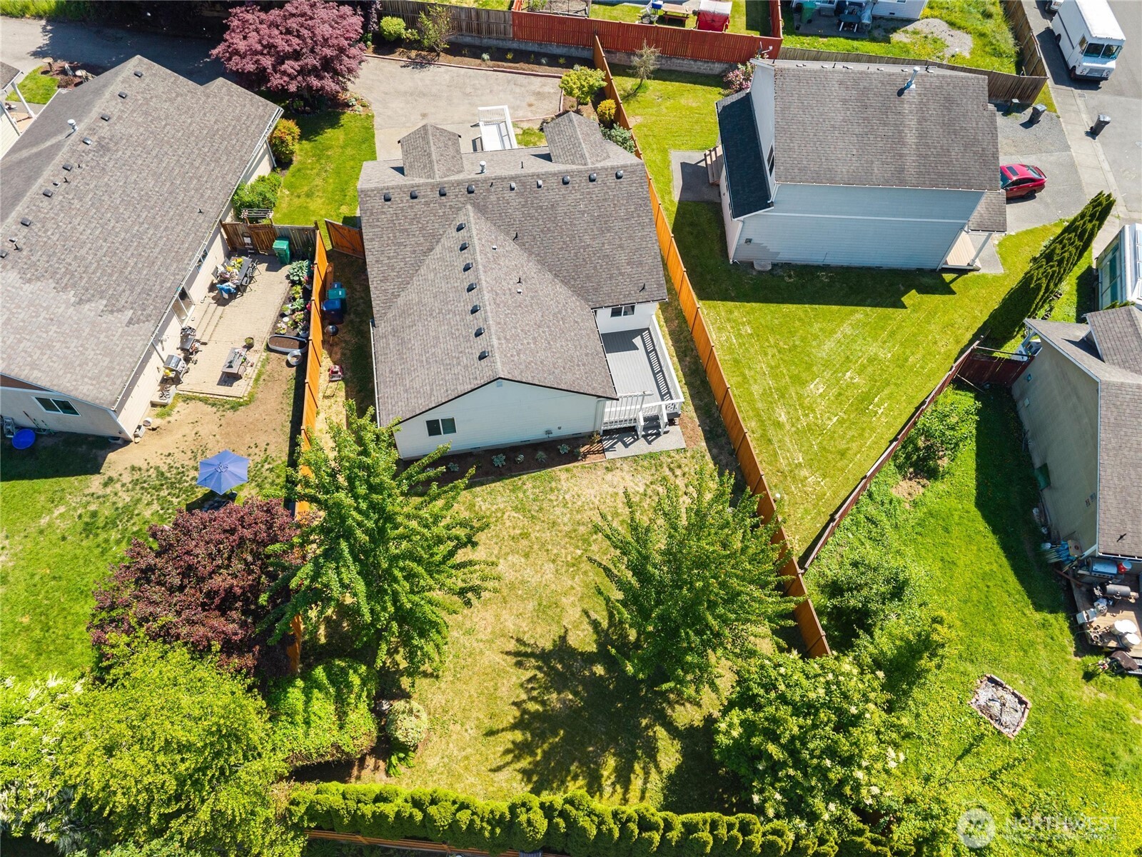 10702 59th Avenue Property Photo 9
