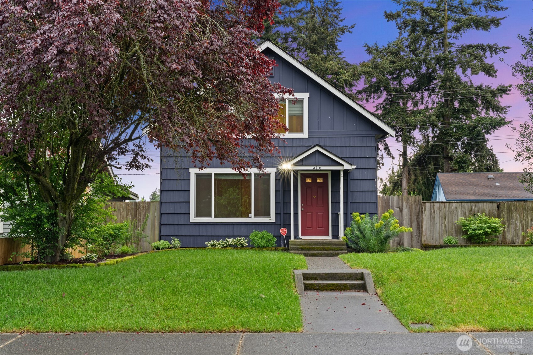 918 Maple Street Property Photo 1