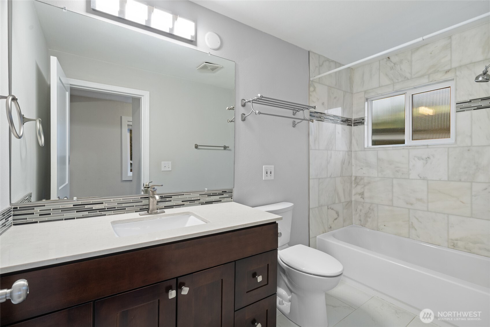 918 Maple Street Property Photo 18