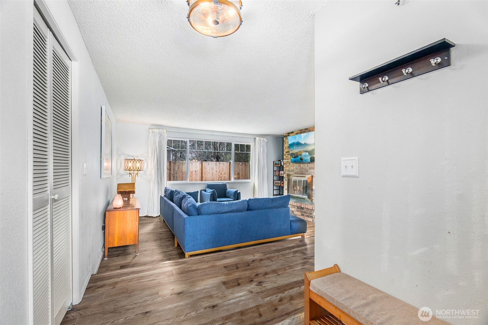 3102 60th Loop Property Photo 3