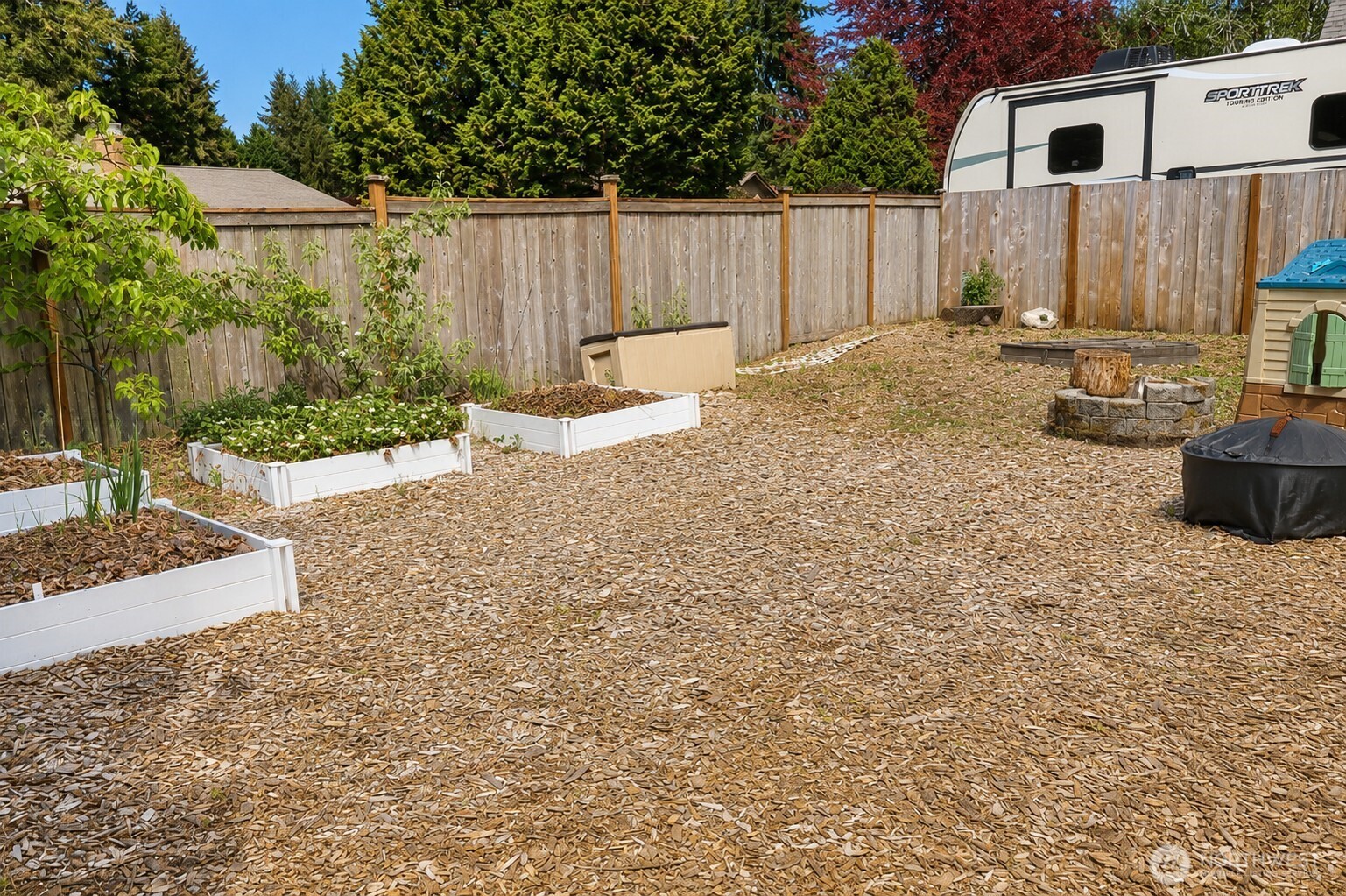 3102 60th Loop Property Photo 18