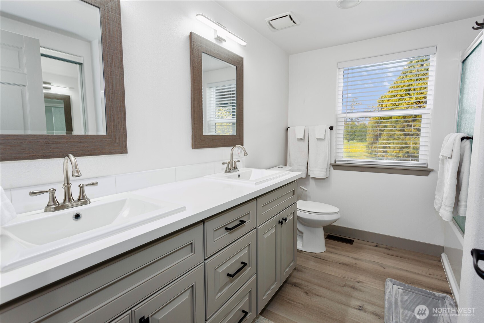 26987 State Route 20 Property Photo 21
