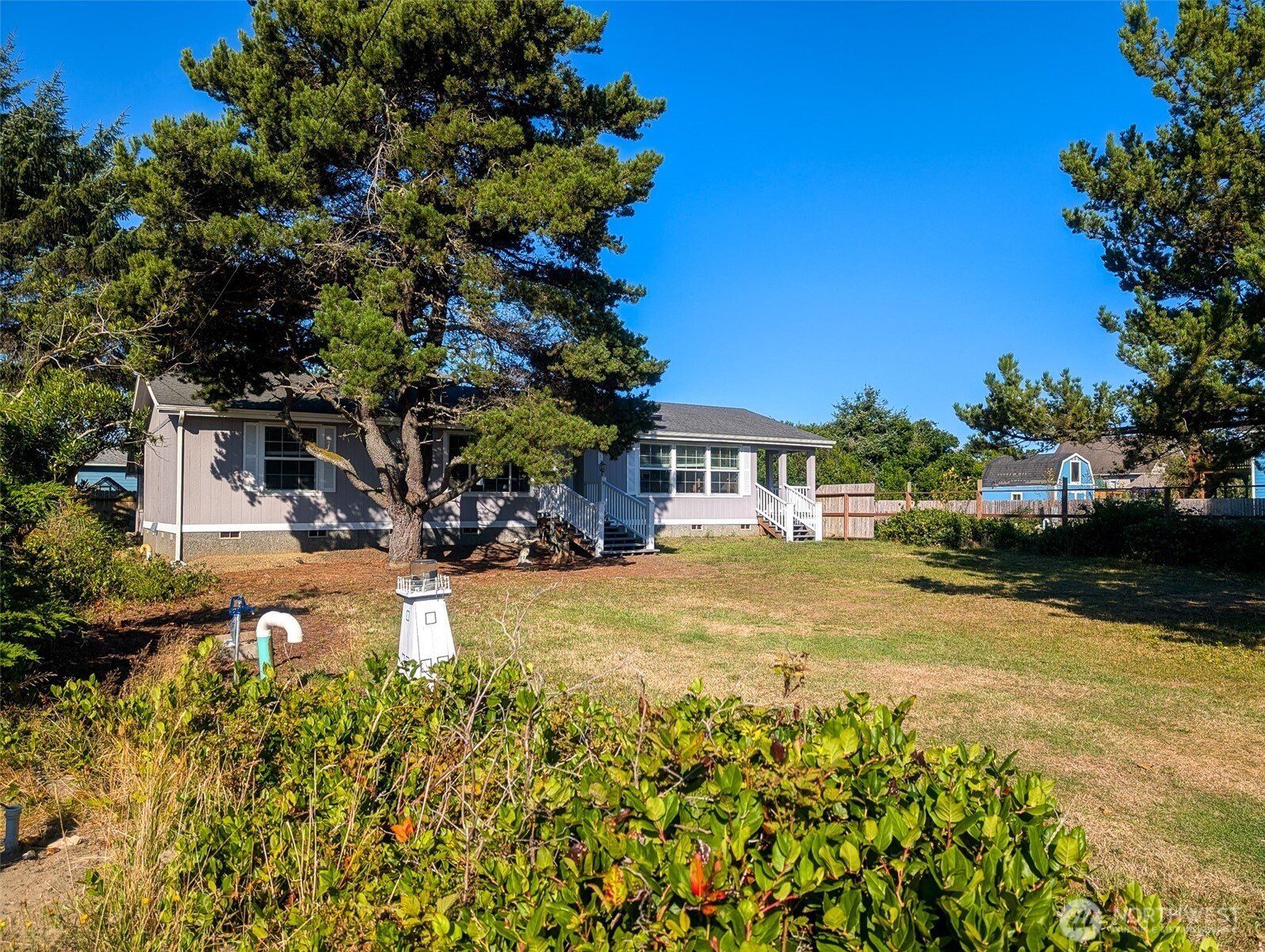 313 Ocean Shores Boulevard Property Photo 4