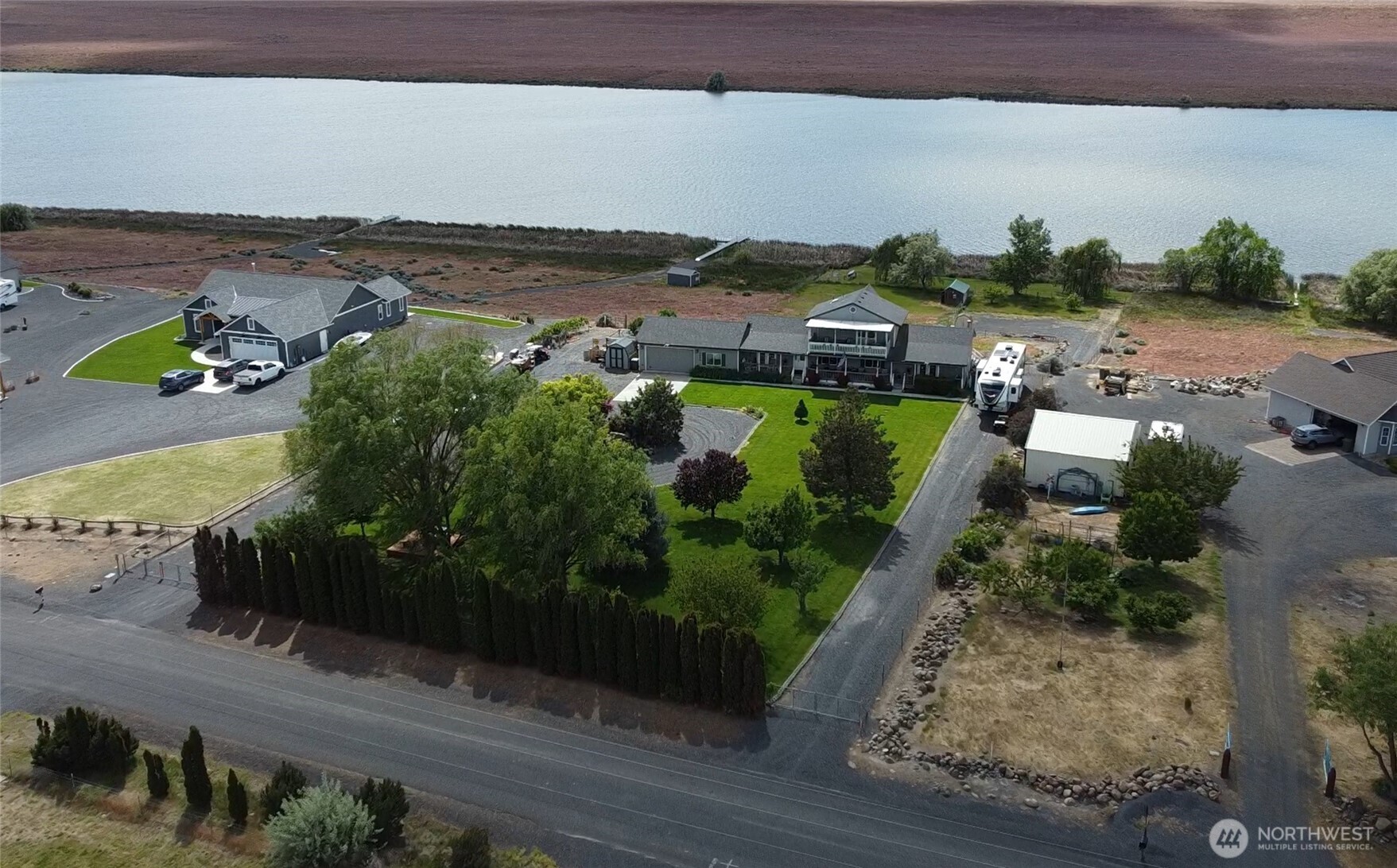 7890 Stonecrest Road Property Photo 4
