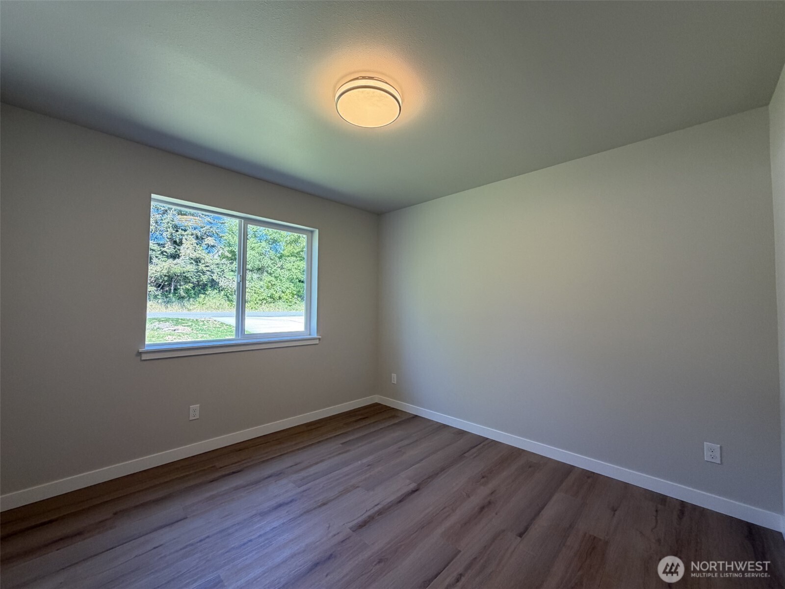 621 La Fiesta Street Property Photo 8