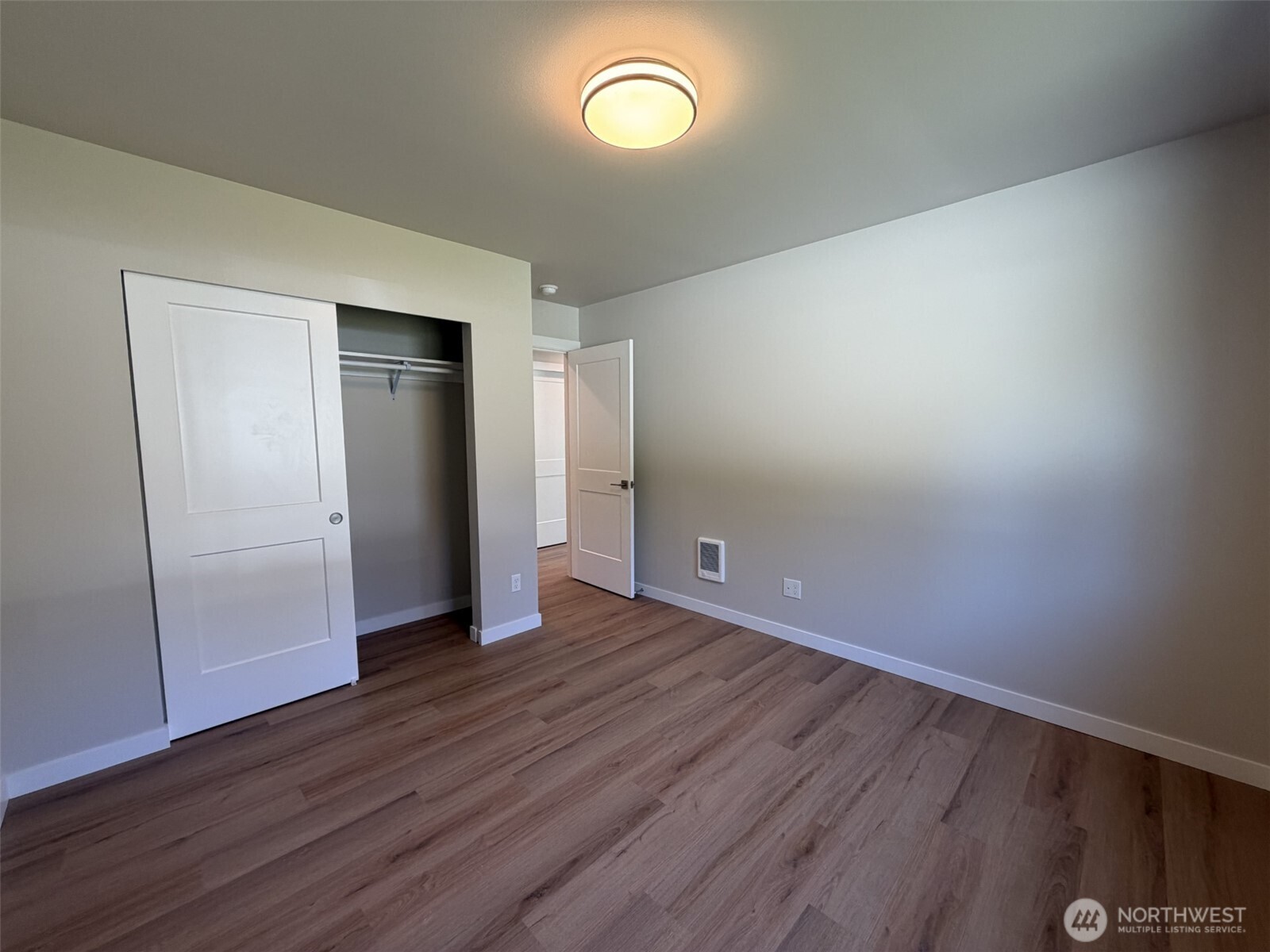 621 La Fiesta Street Property Photo 9