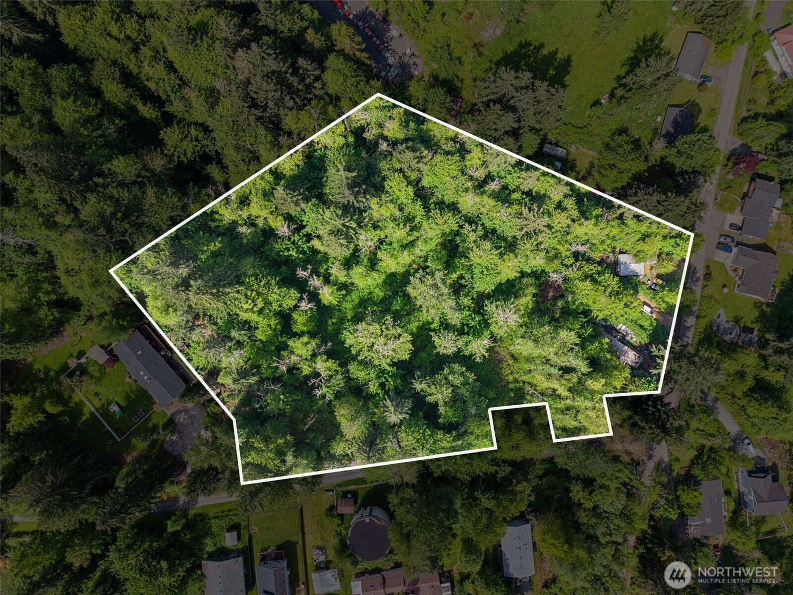 475 Larson Street Property Photo 1
